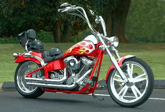 Motorcycle Or Chopper? What’s The Difference? A Helpful Guide